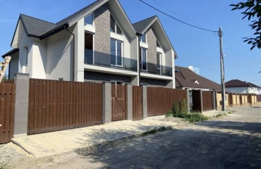 Фото Будинок, продаж. Бровари