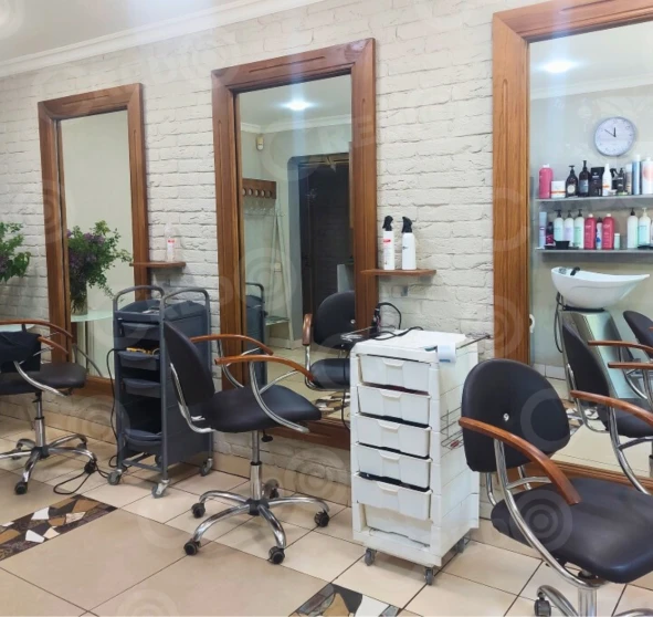 Foto 1. Comercial, en venta. Kryvyi Rih