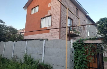 Foto Casa Adosada, en venta. Odesa