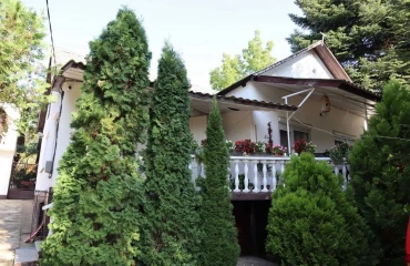 Photo House, for sale. Okli Hed
