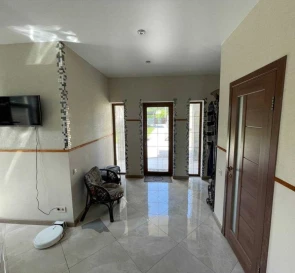 Foto 4. Casa, en venta. Pidhirtsi