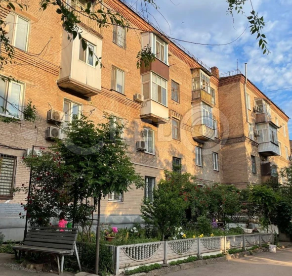 Фото 1. Трикімнатна квартира, продаж. Кривий Ріг Саксаганський