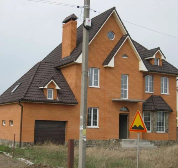 Фото 1. Дом, продажа. Гора