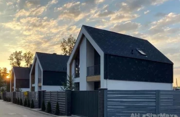 Photo House, for sale. Hatne