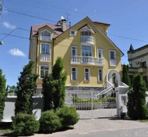 Foto 3. Casa, en venta. Lisnyky