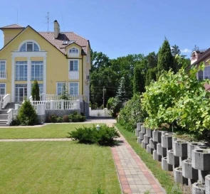 Foto 4. Casa, en venta. Lisnyky