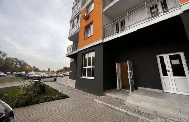 Фото Комерційна, продаж. Київ