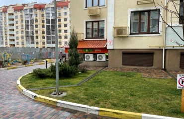 Zdjęcie Komercyjna, na sprzedaż. Shchaslyve