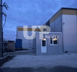 Фото 3. Комерційна, продаж. Гореничі