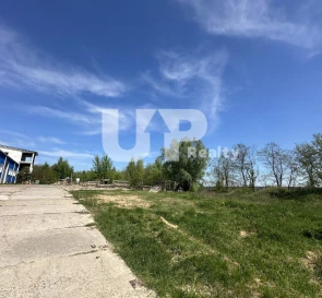 Foto 2. Comercial, en venta. Horenychi