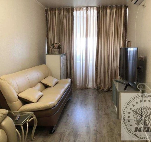 Photo 1. One-Room flat, for sale. Kyiv Святошинский, Universytet