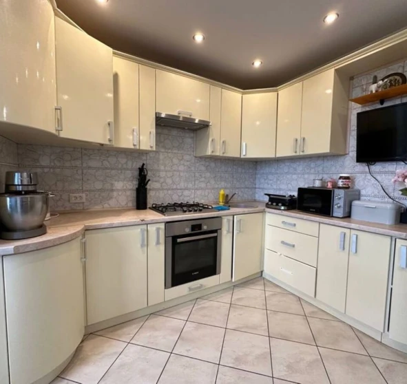 Fotografie 1. Două Camere apartament, de vânzare. Kriukivshchyna