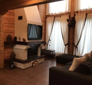 Foto 5. Casa, en venta. Maliutianka