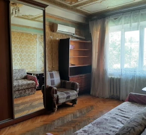 Zdjęcie 3. Czteropokojowe mieszkanie, na sprzedaż. Kyiv Деснянский район, Lisova