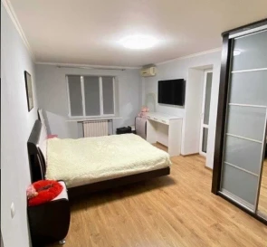 Фото 2. Трехкомнатная квартира, продажа. Киев Дарницкий район, Харьковская