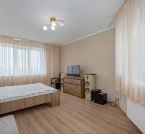 Photo 3. Three-Room flat, to rent. Kyiv Соломенский район, Shuliavska