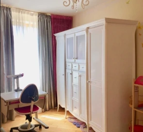 Фото 5. Багатокімнатна квартира, продаж. Київ Дарницкий район, Позняки