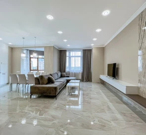Foto 2. Tres Ambientes piso, para alquilar. Kyiv Шевченковский район, Zoloti Vorota