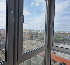 Photo 4. Two-Room flat, for sale. Kyiv Дарницкий район, Pozniaky