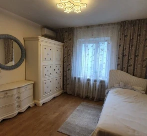 Фото 4. Трехкомнатная квартира, продажа. Киев Дарницкий район, Позняки