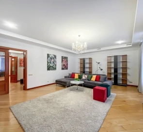 Photo 2. Four-Room flat, to rent. Kyiv Печерский район, Khreshchatyk