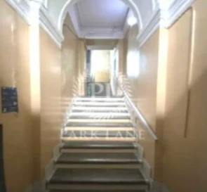 Фото 3. Однокомнатная квартира, продажа. Киев Печерский район, Дворец спорта