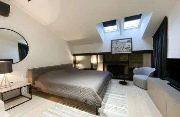 Fotografie Patru Camere apartament, de închiriat. Kyiv Шевченковский район, Teatralna