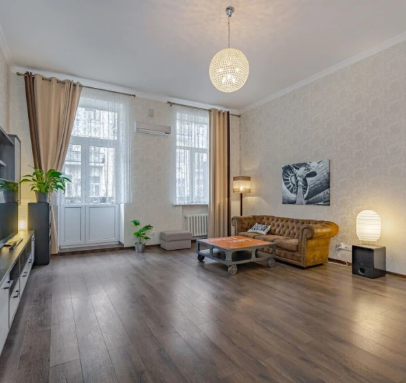 Fotografie 1. Trei Camere apartament, de închiriat. Kyiv Печерский район, Khreshchatyk