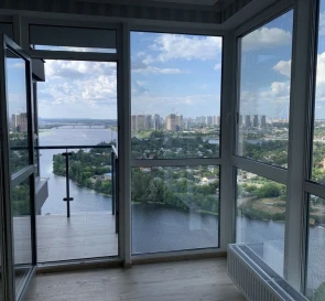Фото 2. Однокомнатная квартира, продажа. Киев Дарницкий район, Славутич
