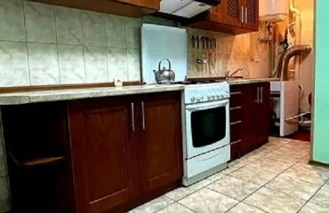 Photo House, to rent. Hora