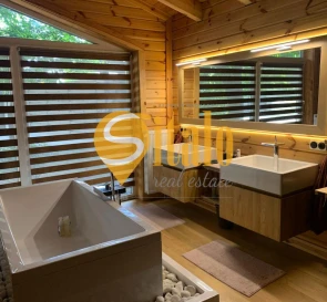 Foto 3. Casa, en venta. Lisnyky