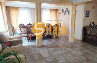 Photo House, for sale. Sofiivska Borshchahivka