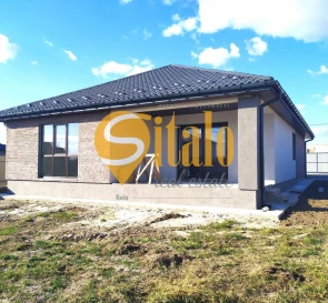Photo 2. House, for sale. Sviatopetrivske