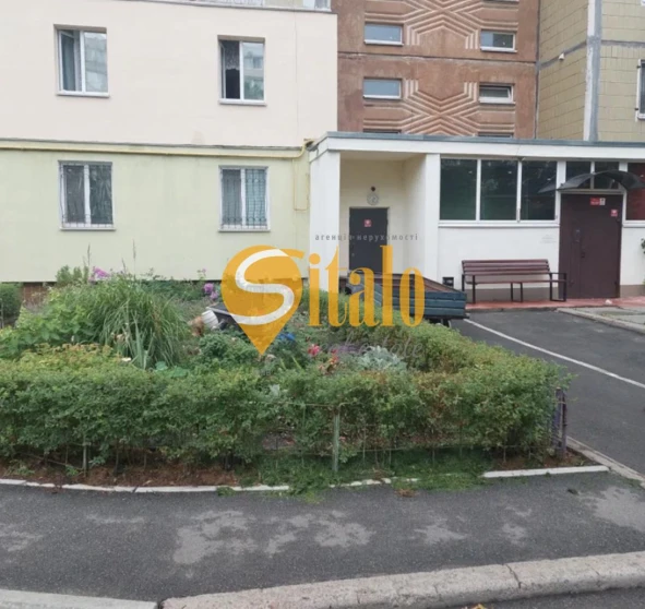 Foto 1. Tres Ambientes piso, en venta. Kyiv Дарницкий