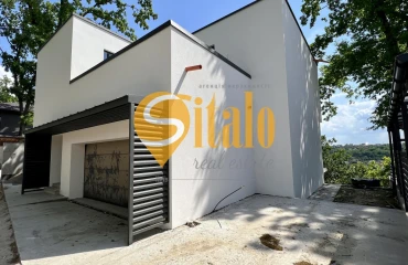 Foto Casa, en venta. Lisnyky