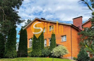 Photo House, to rent. Pliuty