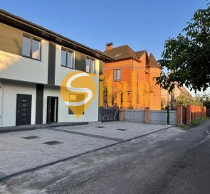 Foto 2. Casa, en venta. Kyiv Дарницкий