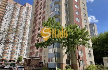 Фото Трикімнатна квартира, продаж. Київ Голосеевский