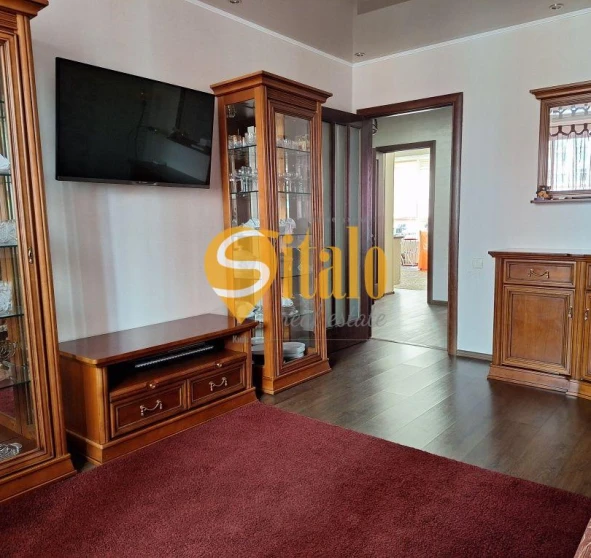 Photo 1. Three-Room flat, for sale. Petropavlivska Borshchahivka