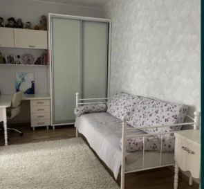 Фото 2. Четырехкомнатная квартира, продаж. Полтава Шевченковский (Октябрьский)