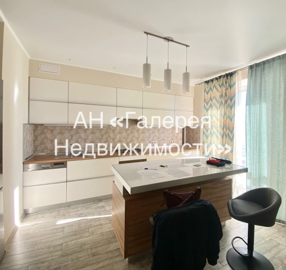 Фото 1. Трикімнатна квартира, продаж. Полтава Подольский