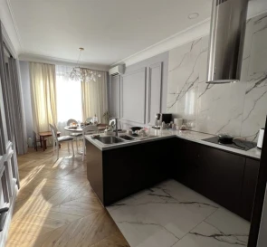 Foto 2. Cuatro Ambientes piso, en venta. Poltava Шевченковский (Октябрьский)
