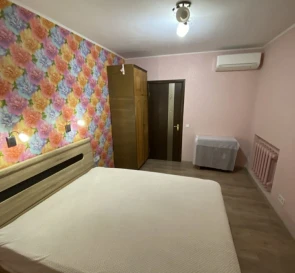 Foto 5. Tres Ambientes piso, en venta. Poltava Шевченковский (Октябрьский)