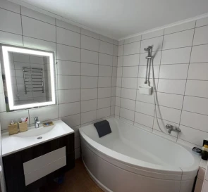 Фото 4. Двокімнатна квартира, продаж. Супрунівка