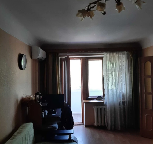 Zdjęcie 1. Trzypokojowe mieszkanie, na sprzedaż. Poltava Шевченковский (Октябрьский)