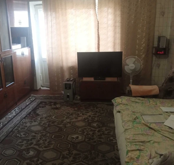 Foto 1. Tres Ambientes piso, en venta. Poltava Подольский