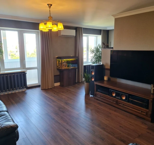 Фото 1. Трикімнатна квартира, продаж. Полтава Подольский