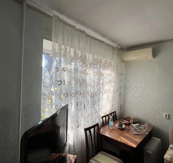 Фото 1. Четырехкомнатная квартира, продаж. Полтава