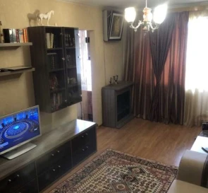 Foto 3. Tres Ambientes piso, en venta. Poltava Шевченковский (Октябрьский)