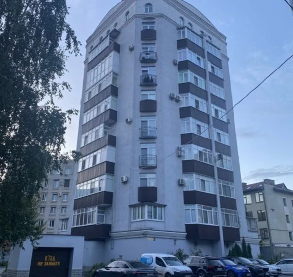 Zdjęcie 1. Czteropokojowe mieszkanie, na sprzedaż. Poltava Шевченковский (Октябрьский)